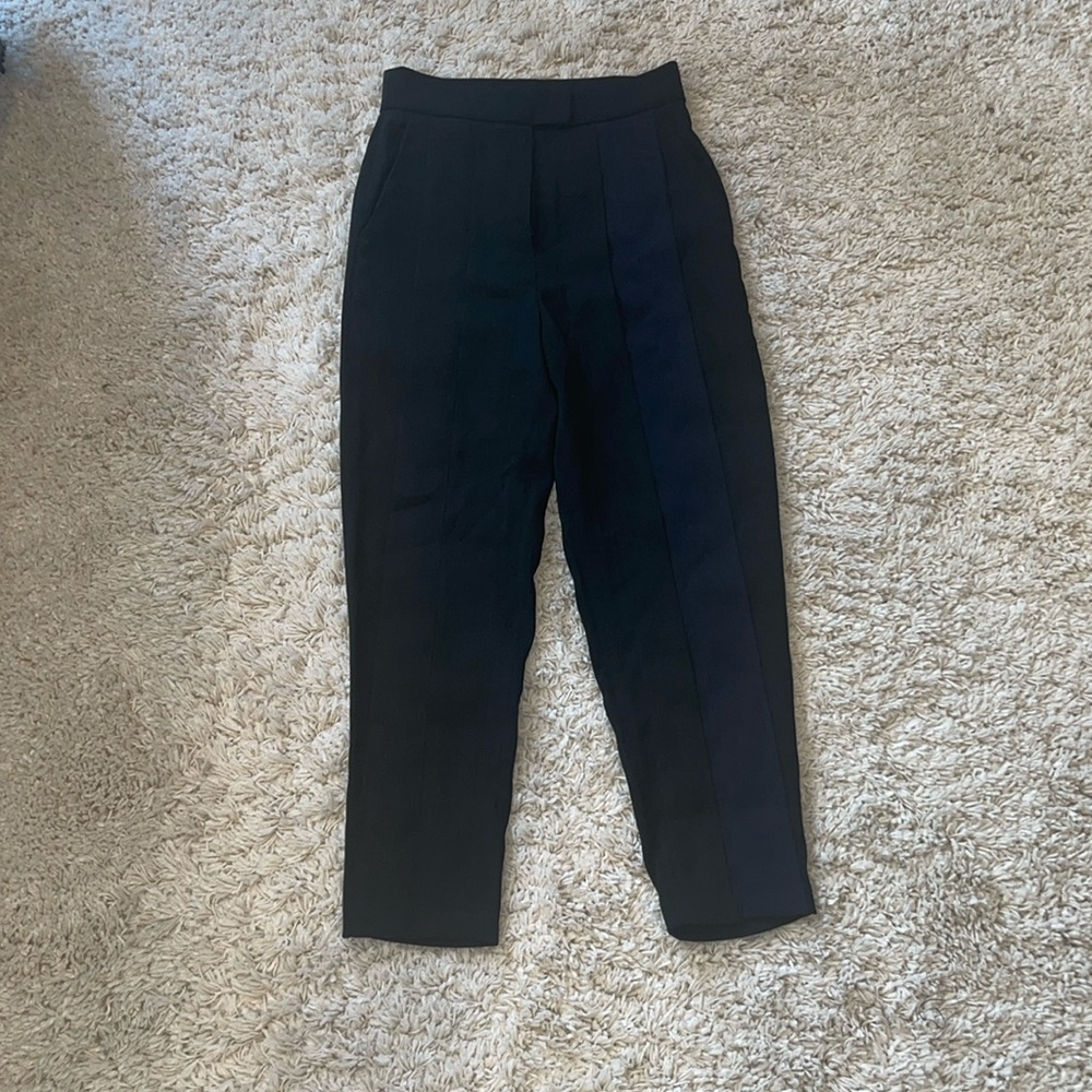 Low classic hight waist black pants pleated detail at front  size S